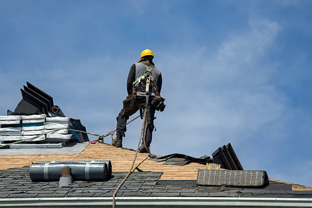 Professional Roofing technician working in Hudson, TX